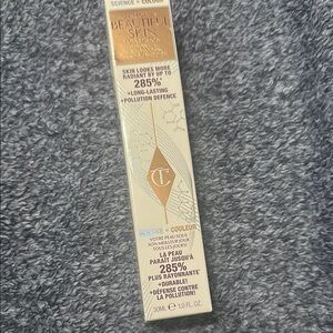 BNIB-Charlotte Tilbury Beautiful Skin Foundation in 12Neutral.